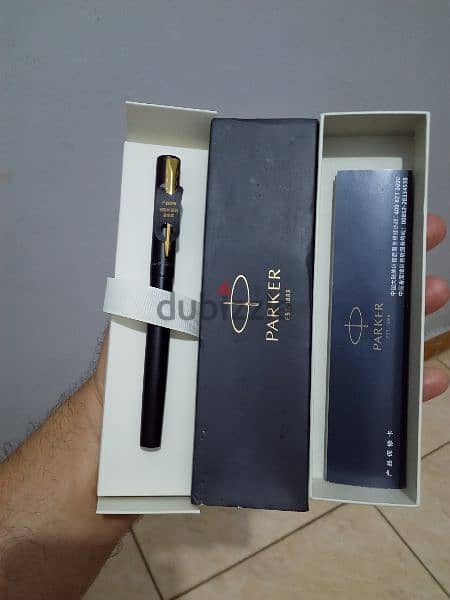 قلم باركر حبر   Parker Frontier Matte Black Gold Nib GT Fountain Pen 0