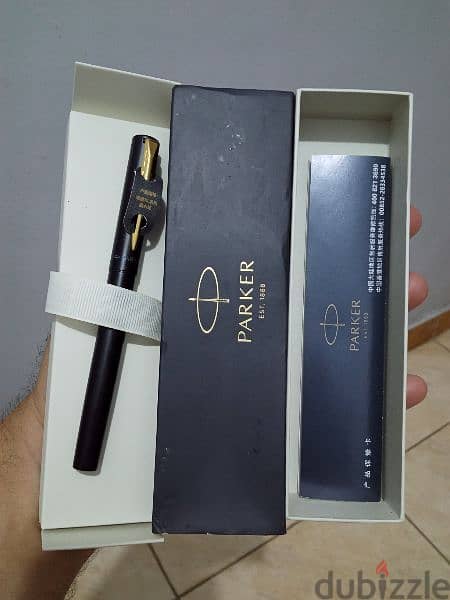 قلم باركر حبر   Parker Frontier Matte Black Gold Nib GT Fountain Pen 12