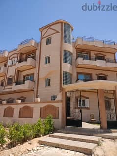 عمارة سكنية للبيع بمنطقة الفيلات ببرج العرب