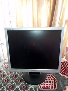 شاشه كمبيوتر سامسونج