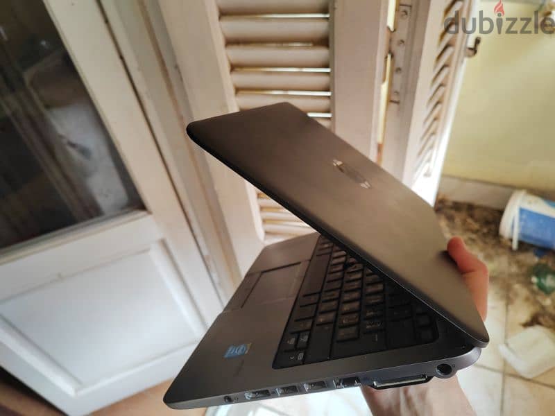 Hp ELITEBOOK 5