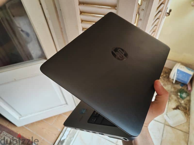 Hp ELITEBOOK 8