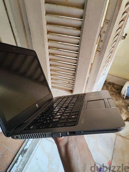 Hp ELITEBOOK 9