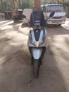 Scooter Hawa xmax good condition