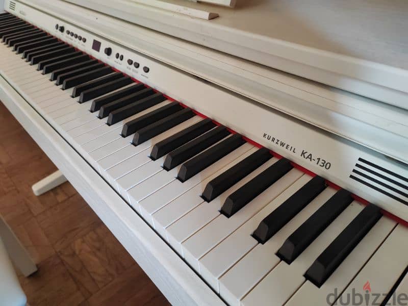 Digital Piano White 0