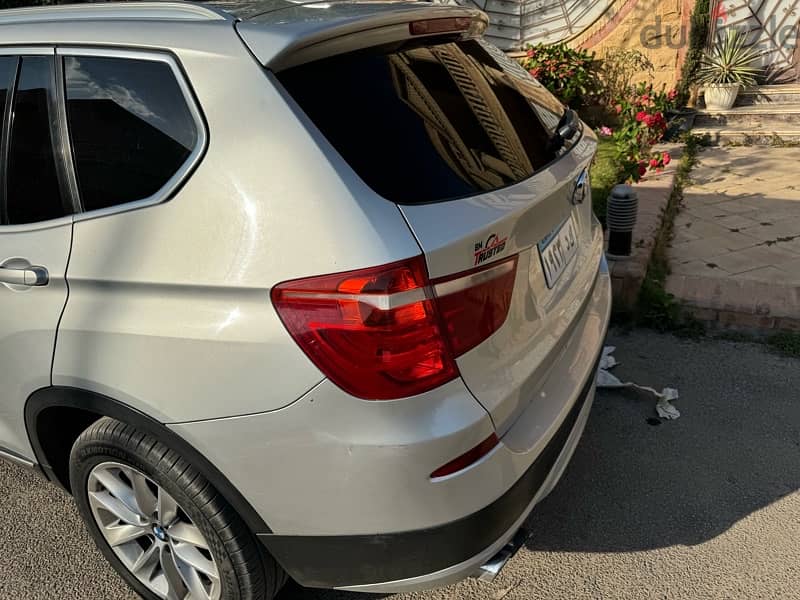 BMW X3 2012 3000فابريكا 5