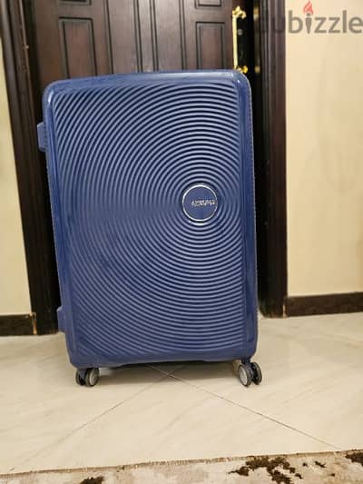 american tourister luggage spinner