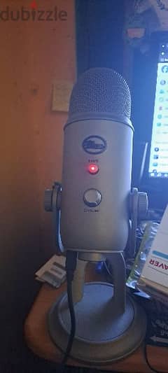 Blue Yeti Microphone Silver Perfect Condition