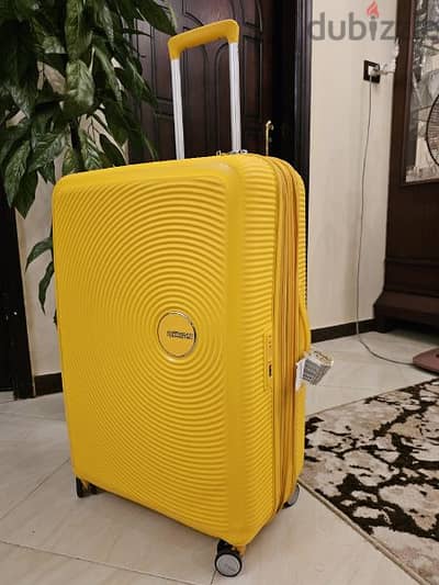 american tourister luggage spinner