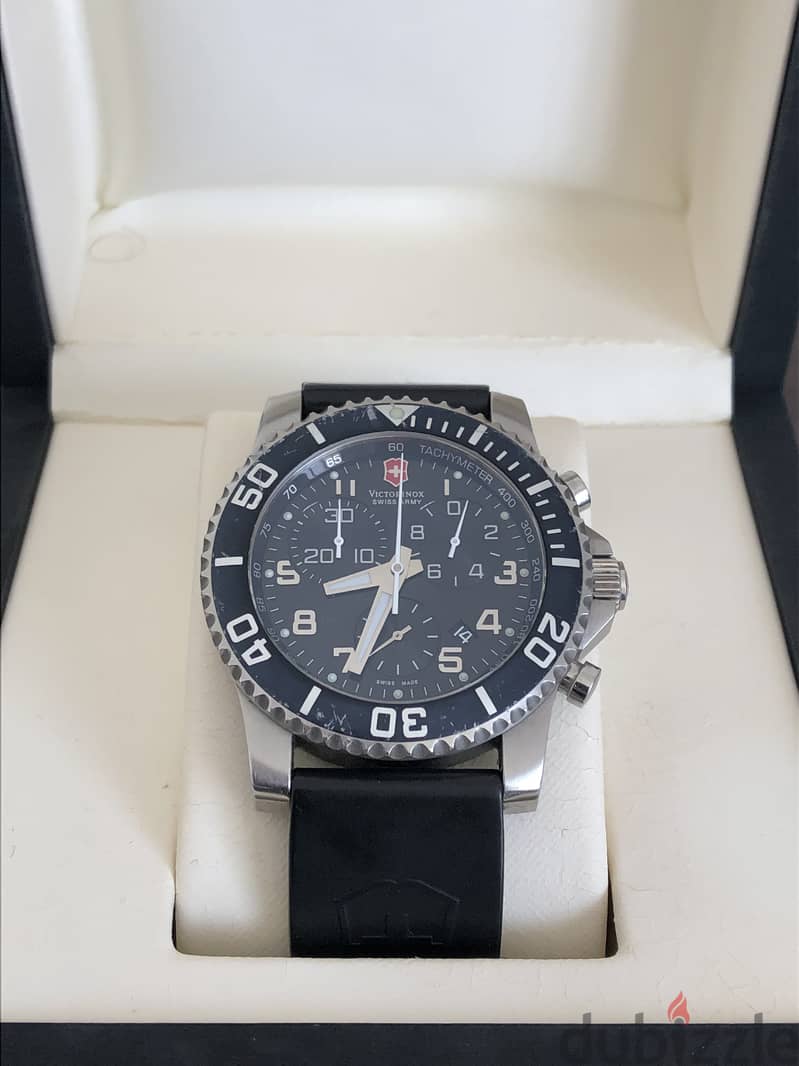 VICTORINOX WATCH 2