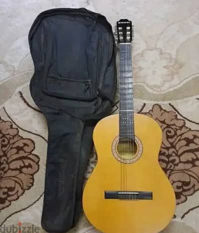 guitar suzuki  ياباني بالشنطه