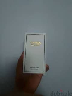 Vanilla wood perfume  من دخون الاماراتيه
