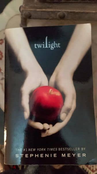 كتب   the twilight saga 4