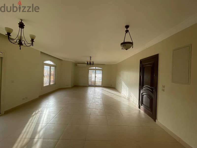 For Rent Amazing Apartment 250 M2 in West Golf 3