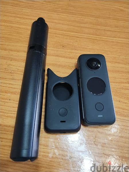 كاميرا insta360 one X2 بالحامل والجراب 2