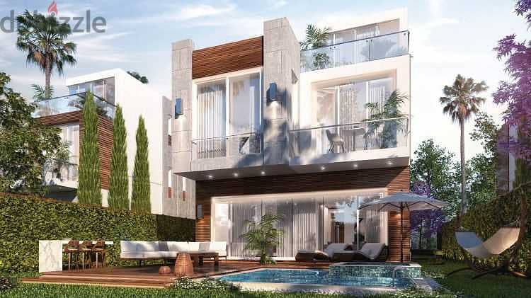 Villa resale 303m in Azzar 2 , prime location 5