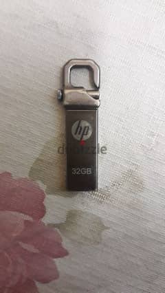 USB HP 32 GB Metal فلاشه