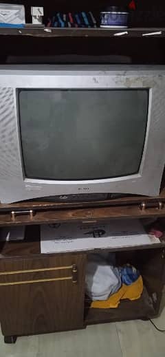 تليفزيون توشيبا مستعمل 21بوصه
