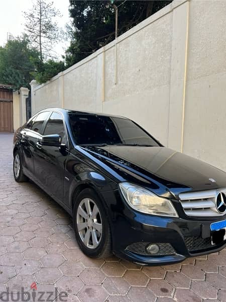 Mercedes-Benz C180 2012 8