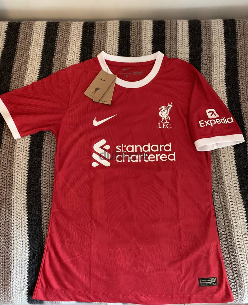 Mo Salah T-shirt 2023/2024  new تي شيرت محمد صلاح ليفربول 0