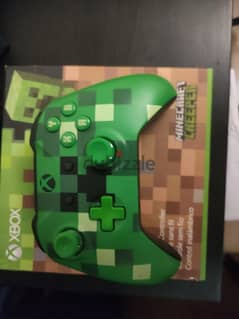 Xbox limited edition creeper controller