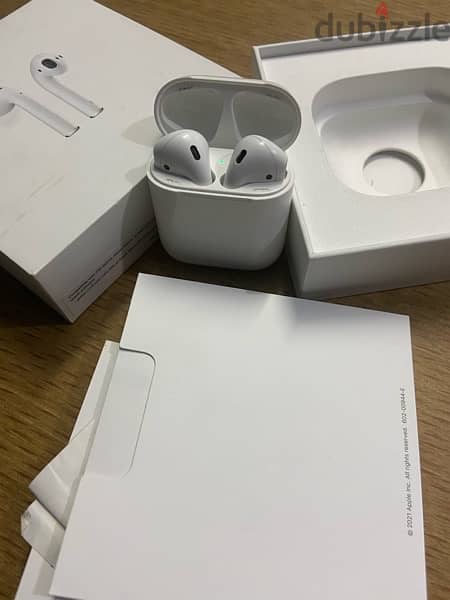 Original Apple AirPods (2nd generation) with charging case 0