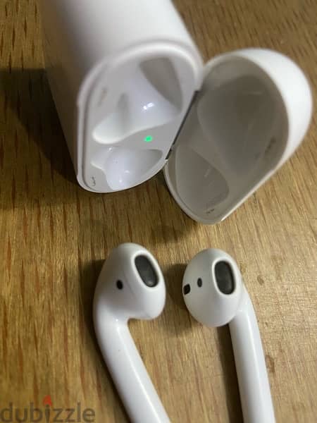 Original Apple AirPods (2nd generation) with charging case 2