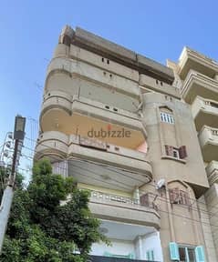 منزل للبيع بمدينه المنصورة بالقرب من بوابة الجامعه