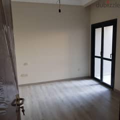 Finished ready to move ground apartment for sale 185 m in La Vista El Patio 7 New Cairo  التجمع الخامس لافيستا الباتيو7