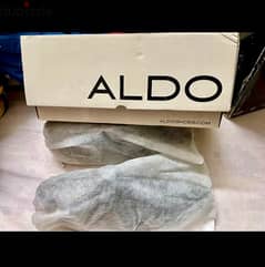 حذاء ALDO اوريجنال مقاس ٤٥  لبسه وحده فقط