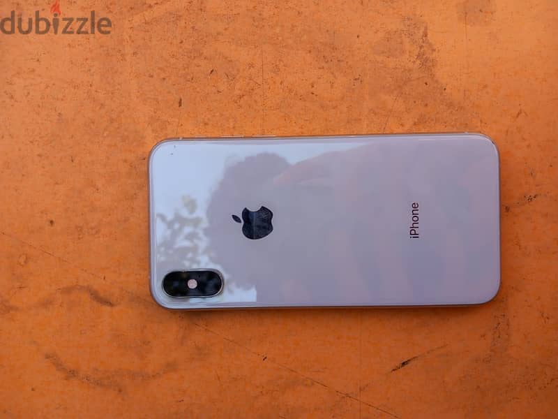 iphone xs للبيع او للبدل 1