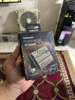 Samsung T7 Shield 2tb new sealed