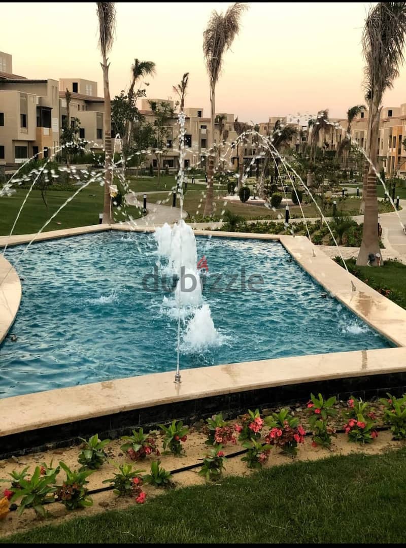 Twin house for sale in Green 4 Compound in Sheikh Zayed, area 267 square meters, building 252, number of rooms 5 and bathrooms 5 1