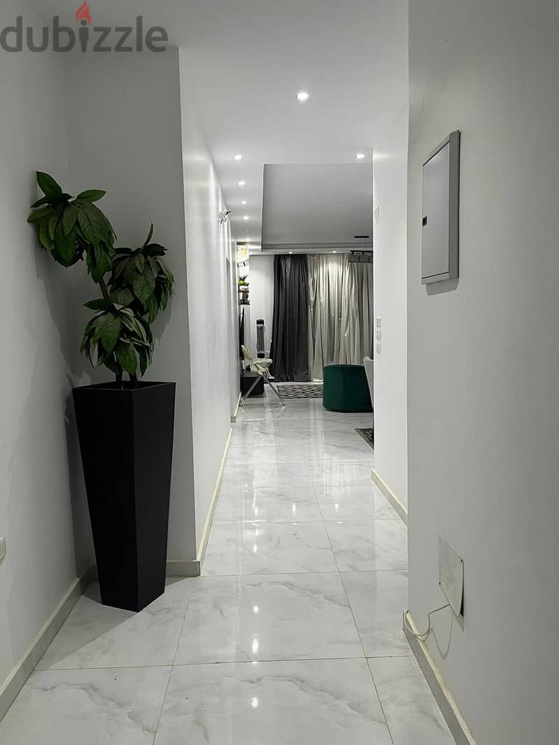 155 sqm apartment in the heart of Gold Square for rent, luxurious finishing / VGK Compound 10