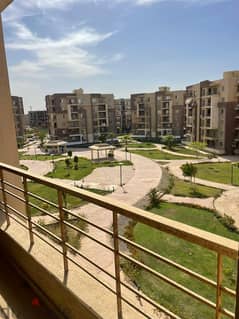 Apartment for sale in Dar Misr Al-Andalus Compound, near the 90th and from Gate 1, Hyde Park