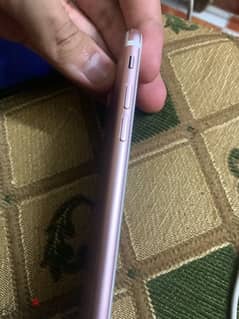 iphone 7 32g very good condition
