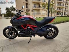2012 Ducati Diavel Carbon Red edition
