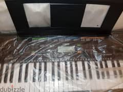 piano Yamaha E 253 Five octave New