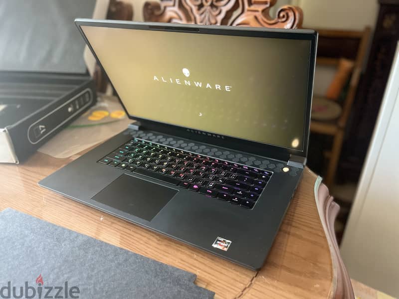 Dell Alienware M17 R5 AMD 2