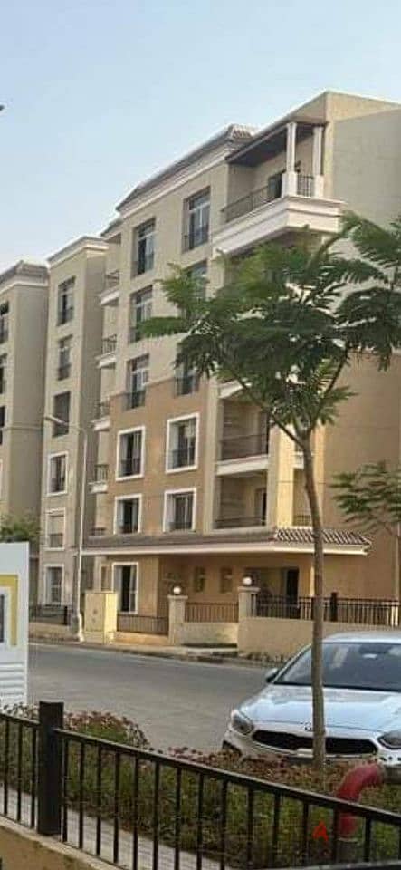 For sale, an apartment in a garden with a 42% discount on cash and installments over 8 years in Amazing Location in Cairo, in the Sarai Compound in fr 9