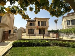 Villa for sale in Madinaty B3, highest quality, with an 11-year installment system, 570 m