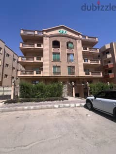 Roof for sale 320m for sale in El Shorouk City 2 Seventh Zone