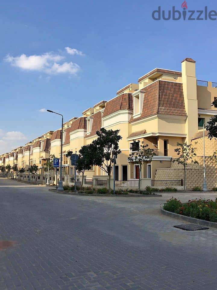 Own a villa at the price of an apartment in a prime location next to Madinaty in the "Saray Compound 6