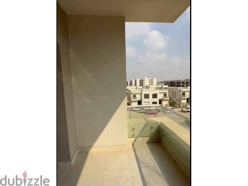 ready to move apartment, 3 rooms, luxurious finishing, in the heart of Golden Square, Fifth Settlement, in The Address East 11