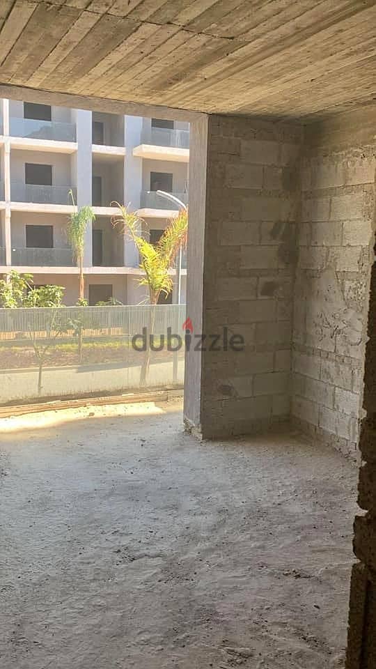 Apartment for sale, immediate receipt, in Sun Capital Compound, with a direct view of the pyramids 3