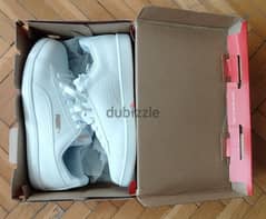 Available Puma shoes original with box for ladies size 41 Eu , 26.5 cm