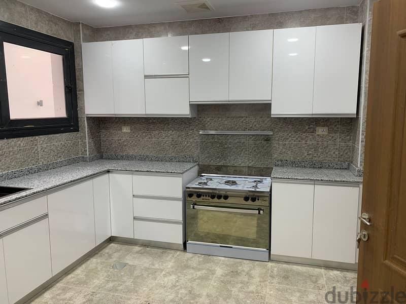 Twin House for rent in Patio Zahra fully furnished Ultra Modern 8