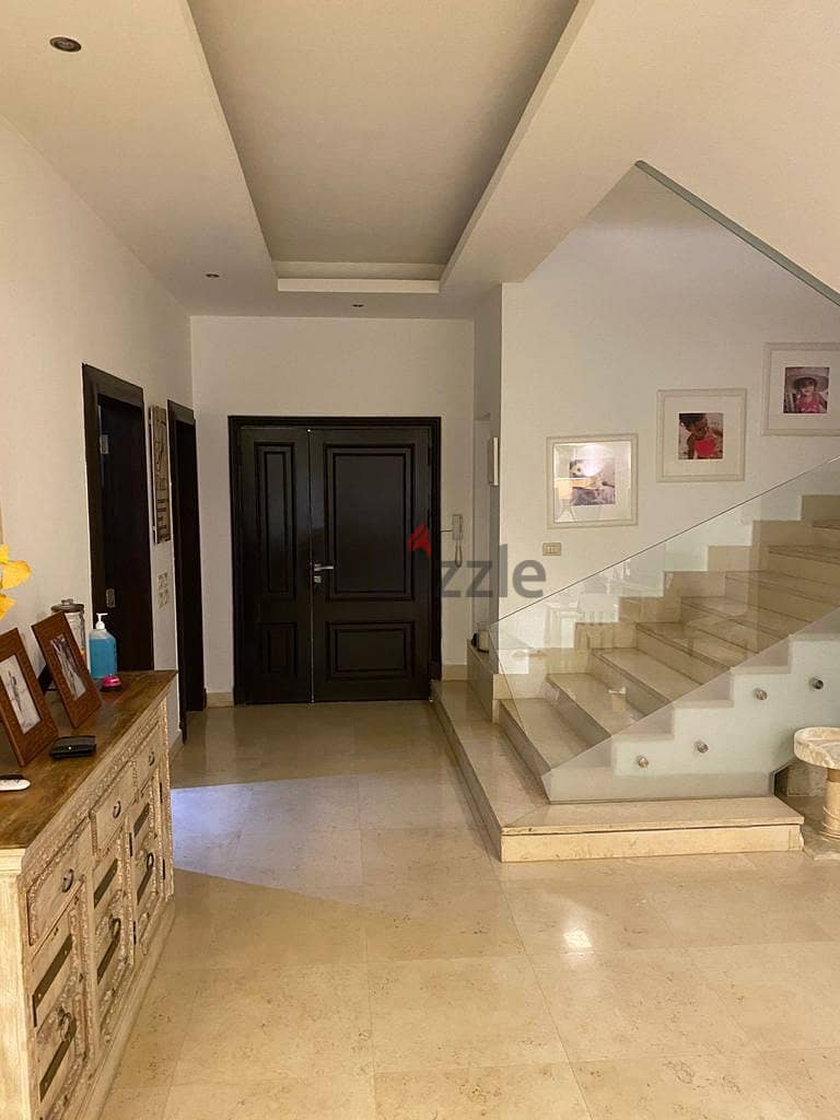 luxury duplex for rent in les rois compound with kitchen & ac's 16