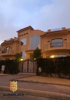 Villa for sale on Al Bustan Street   In the best location in Sheikh Zayed, in the Ninth District, on Al Bustan Street, 850m