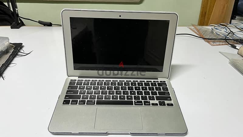 MacBook Air 2015 11” 128GB 3